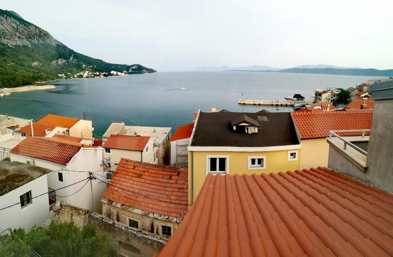 Apartments Knezic Igrane Buitenkant foto