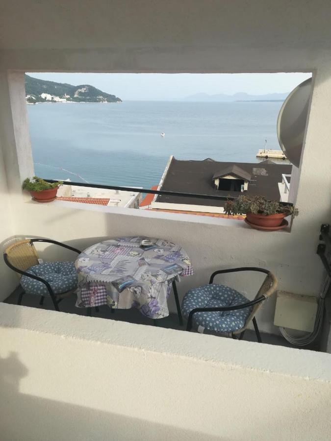 Apartments Knezic Igrane Buitenkant foto